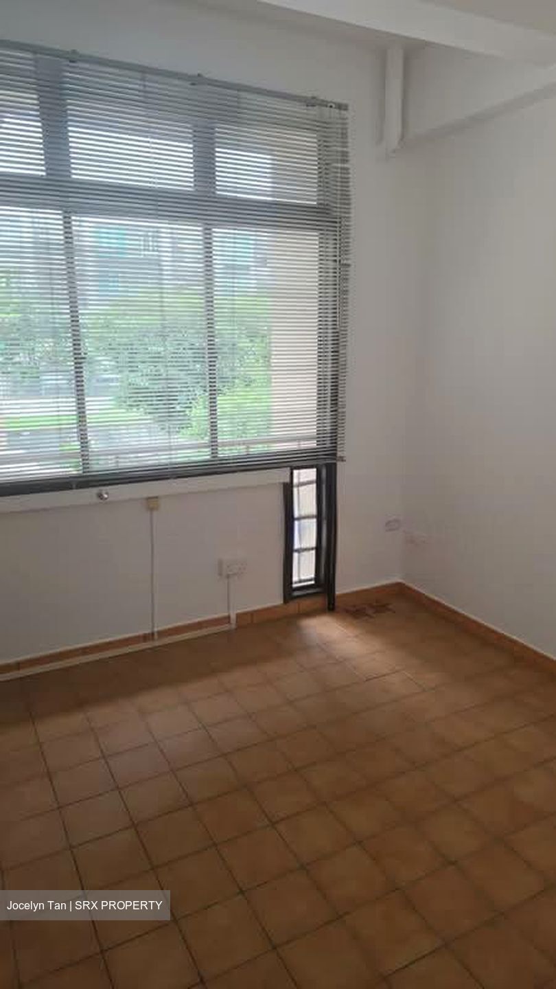 Grande Vista (D28), Condominium #585588761
